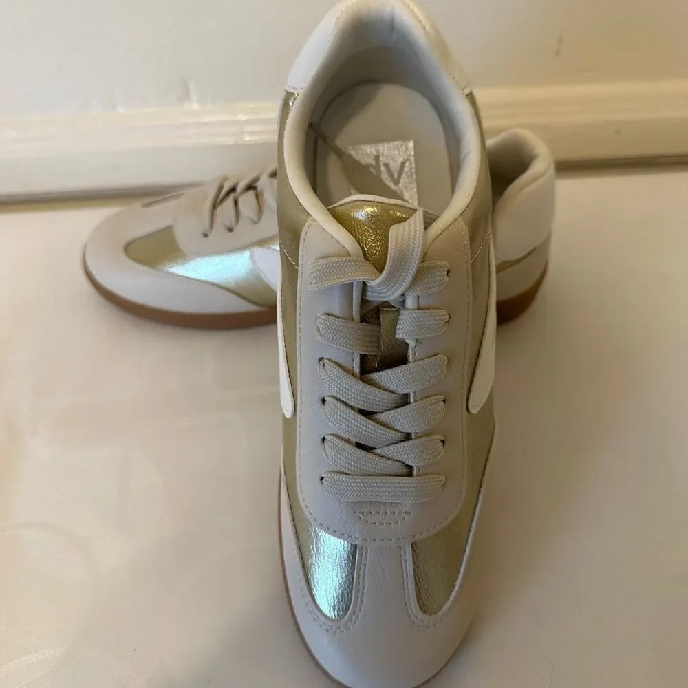 Dolce Vita Women’s Gold and White Sneakers size 7 1/5 new